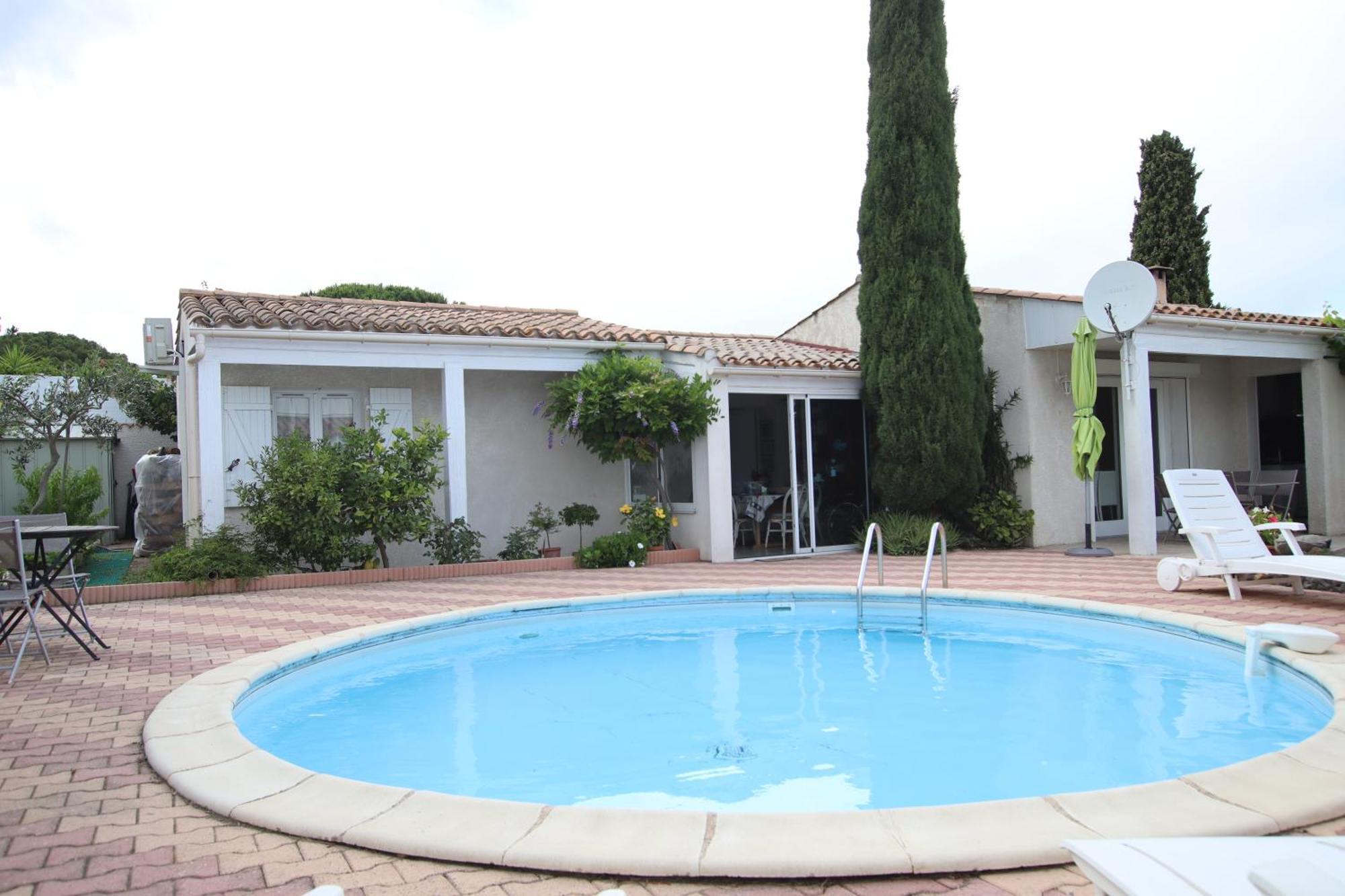 אגדה Chambre Privee Independante, Piscine מראה חיצוני תמונה